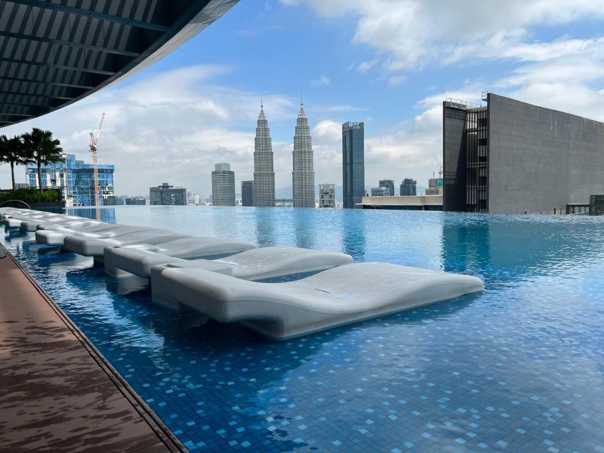 Eaton Suites Klcc Куала-Лумпур Экстерьер фото