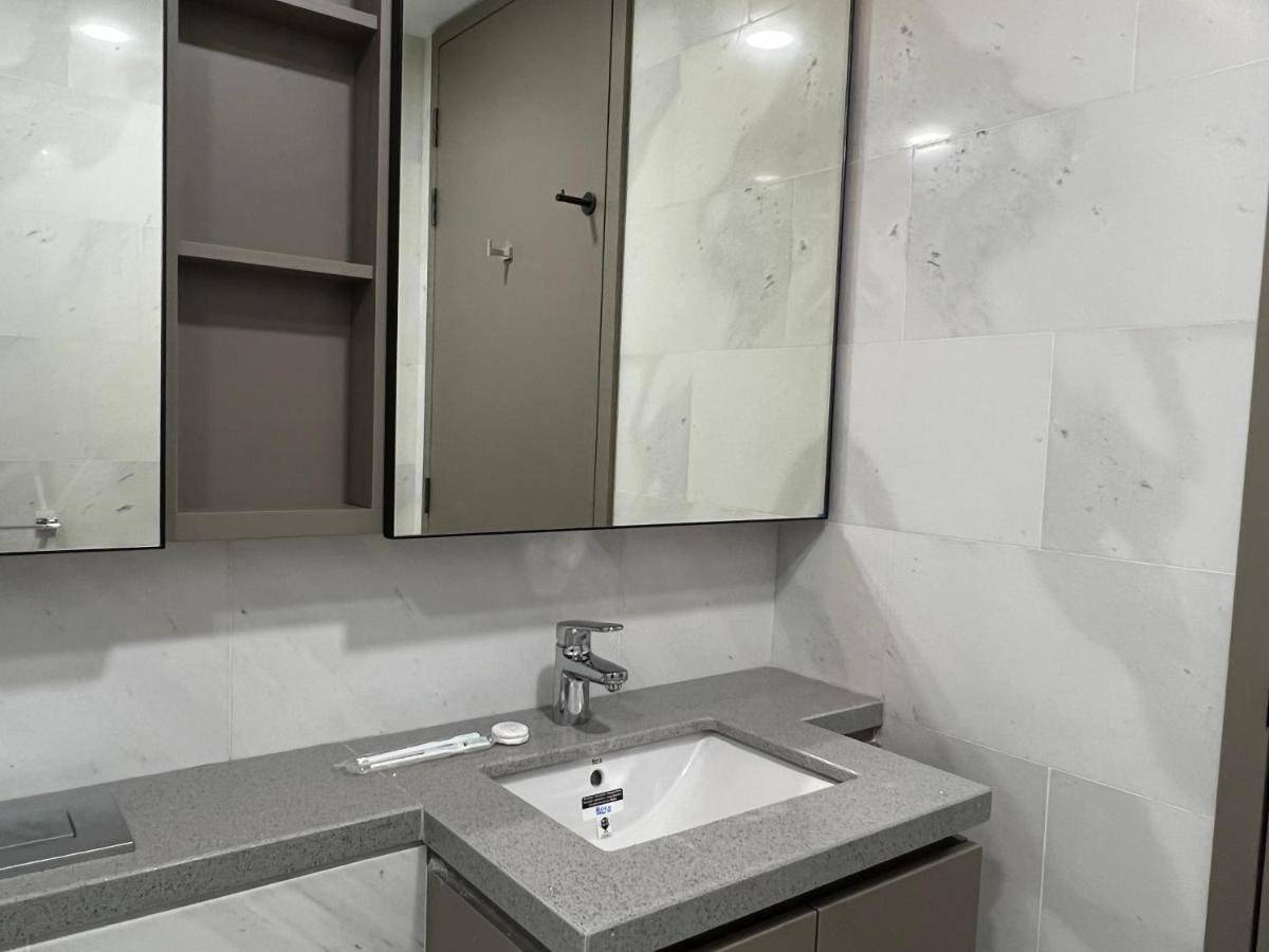 Eaton Suites Klcc Куала-Лумпур Экстерьер фото